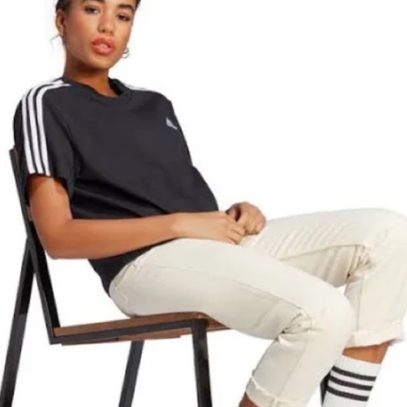 NWT Adidas Essentials 3 Stripe Cropped Tee in Pink Coral Size Medium - Picture 5 of 6